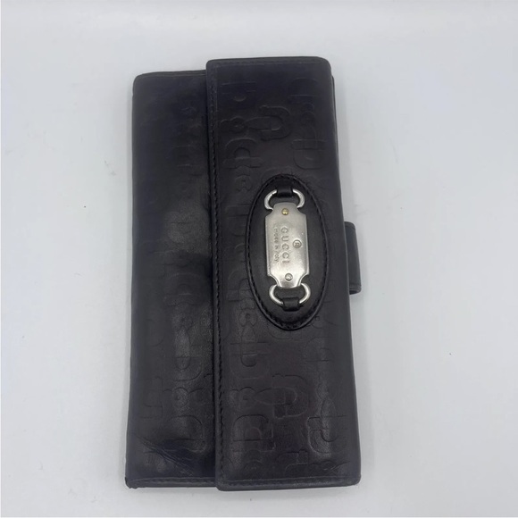 Gucci Handbags - Gucci long wallet
